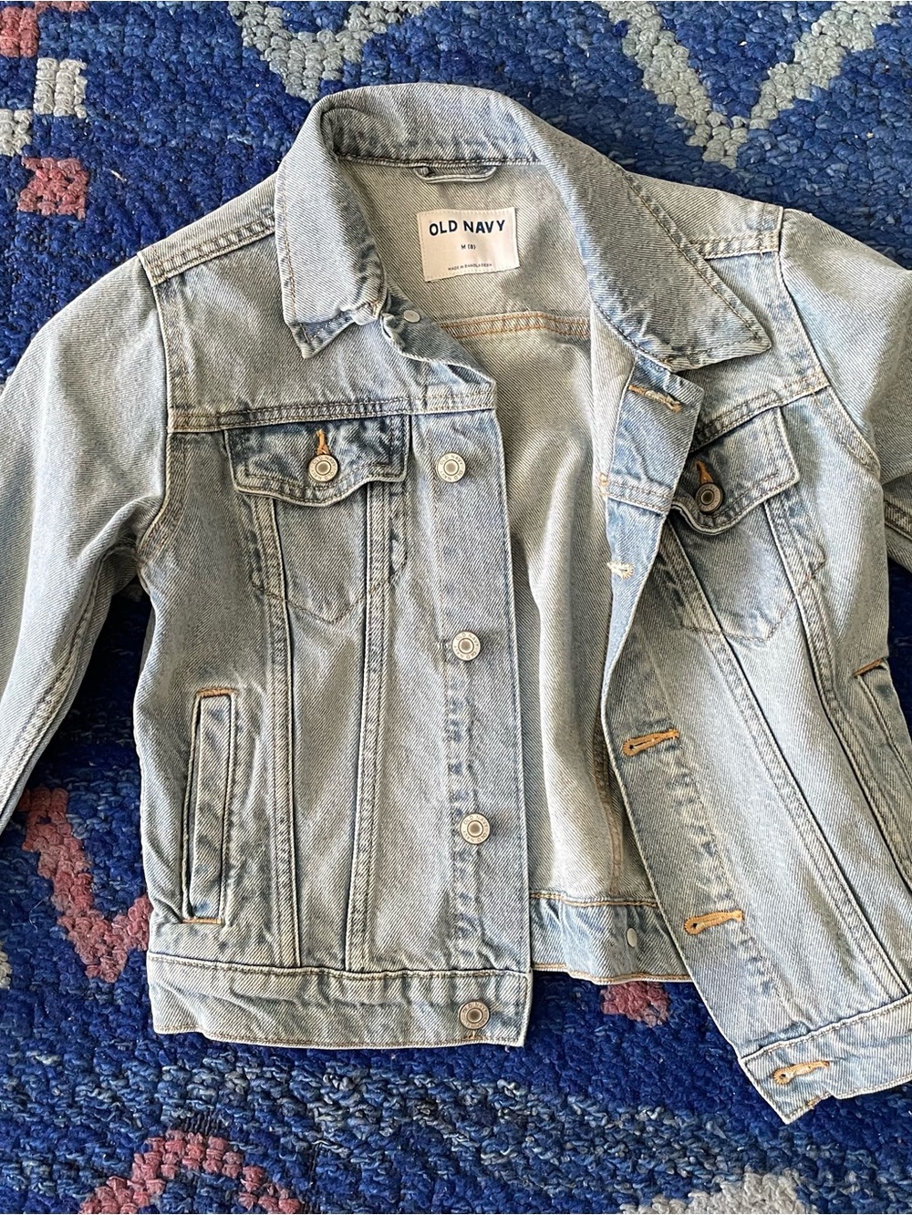 Old Navy Light Wash Denim Jacket in Pale Blue